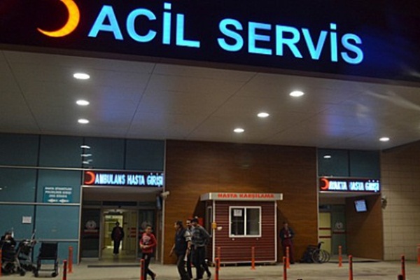 Askerler zehirlenme şüphesiyle hastanelere kaldırıldı