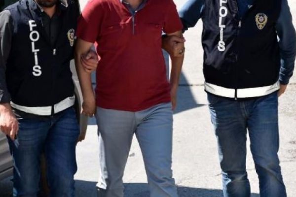 Bursa'da 'Gaybubet Operasyonu! 11 gözaltı