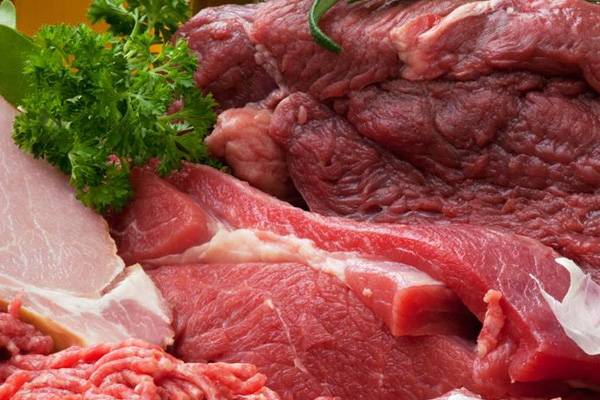 Bakan Çelik'ten vatandaşlara 'et spekülatörleri' uyarısı