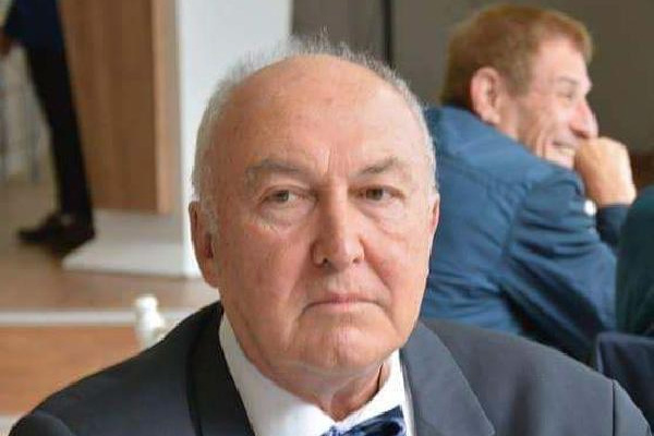 Prof.Dr. Ercan: Yazlıklarınıza gidin