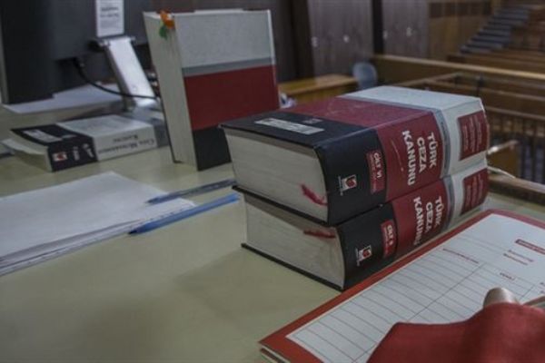 Uşak merkezli 6 ilde FETÖ operasyonu: 5 tutuklama