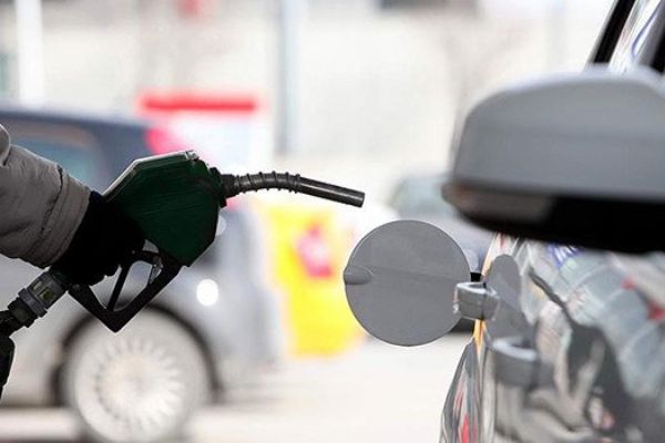 Benzine 6 kuruş indirim müjdesi