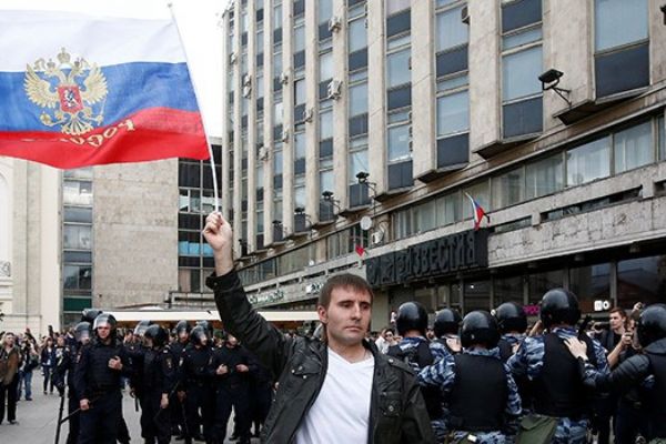 Muhalif Rus siyasetçi Alexei Navalny gözaltına alındı