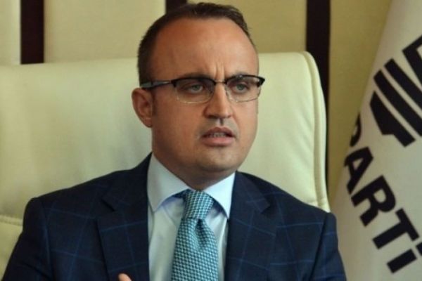 AK Partili Turan'dan tokat gibi zeytinlik yanıtı!