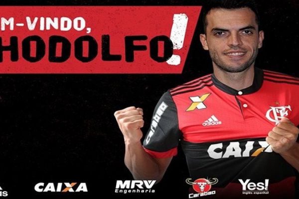 Beşiktaş Rhodolfo'u KAP'a bildirdi