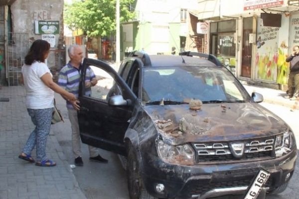 İzmir Valisinden deprem sonrası ilk duyuru