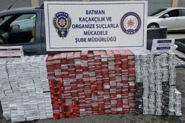 Batman'da binlerce paket kaçak sigara ele geçirildi