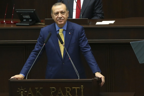 Erdoğan'dan içtüzük çıkışı: Meclis tatile girmemeli