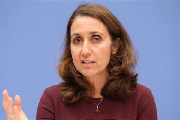 Almanya: Teröristler dini suistimal ediyor