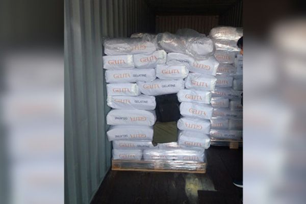 İstanbul'da gemide 212 kilo saf kokain yakalandı