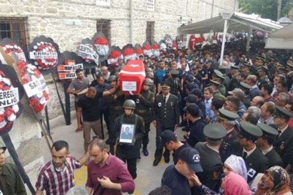 Konyalı şehit son yolculuğuna uğurlandı