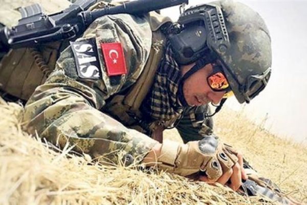 Terörist tuzaklarını SAS'lar bozdu