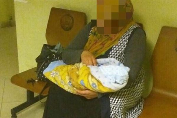 Hırsızın bebek oyunu bu kez tutmadı