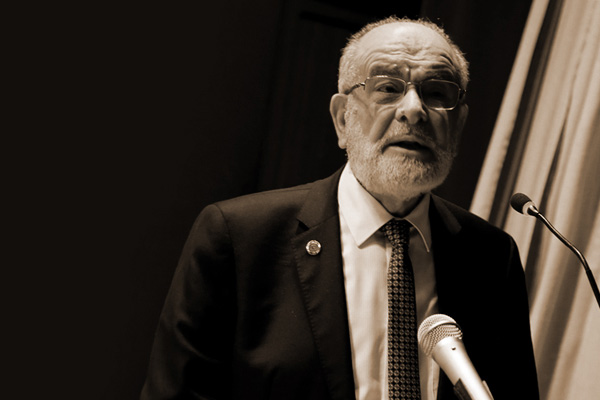 Karamollaoğlu: Katar yüzyılın Kerbelası olabilir