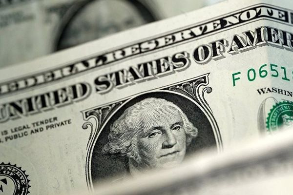 Dolar 6 ayın en düşüğüne geriledi