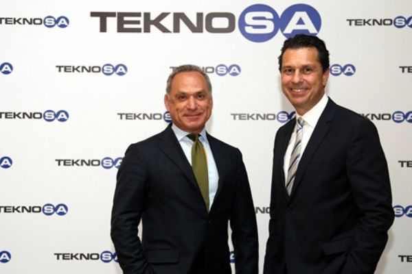 TEKNOSA İftar yemeğinde iş ortakları ile buluştu