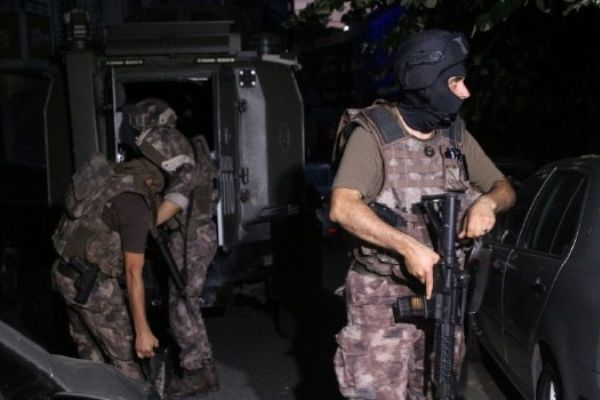 Eyüp'te uyuşturucu operasyonu
