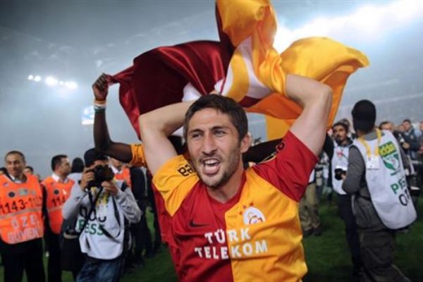 Sarıoğlu'na talip olan '3' kulüp