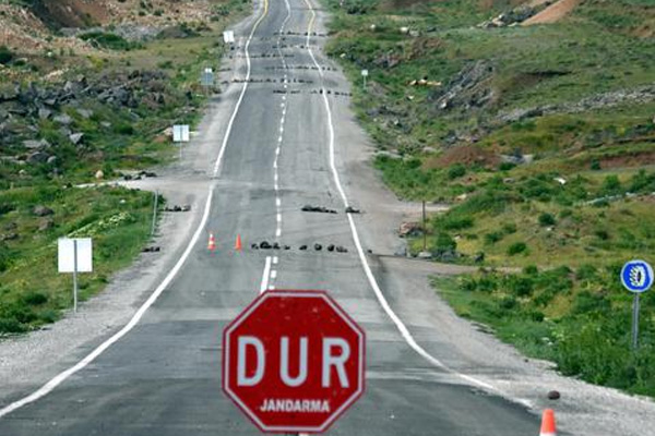 Tendürek'te PKK operasyonları sürüyor: Uluslararası karayolu bile trafiğe kapatıldı