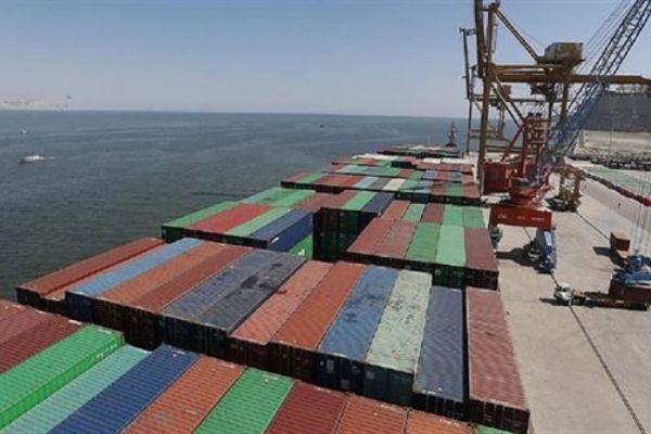 Katar ile Hindistan arasında yeni deniz yolu hattı