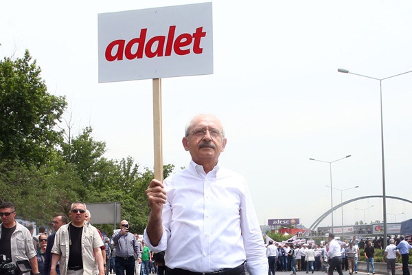 CHP'ye bir tepki daha: Tam bir akıl tutulması