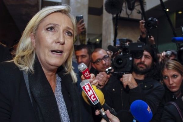 Fransız siyasetçiye şok! Dokunulmazlığı kaldırıldı