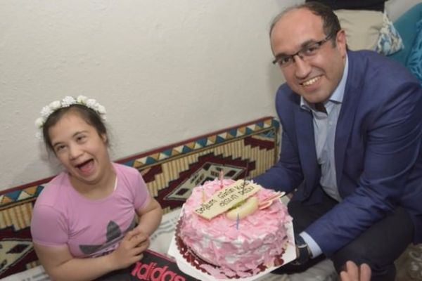 Down sendromlu Dudu'ya doğum günü sürprizi