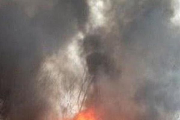 İntihar bombacısı kendini patlattı