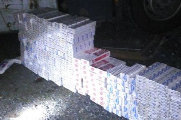 Antalya'da kaçak sigara operasyonu:  22 bin paket ele geçirildi