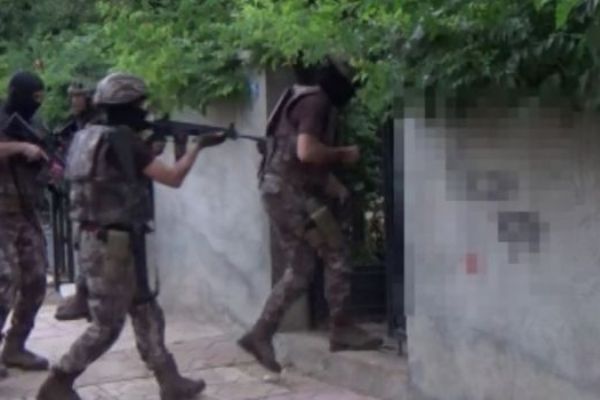 Gaziantep'te hava destekli terör operasyonu: 12 gözaltı