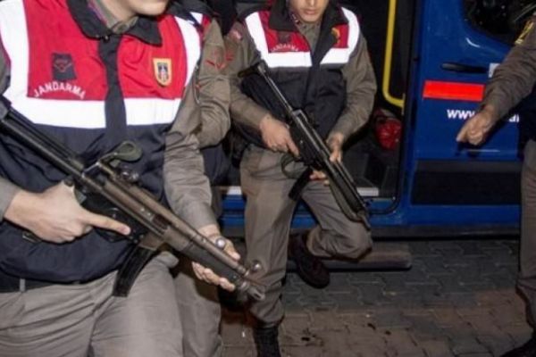 Jandarmaya 9 ilde FETÖ operasyonu: Gözaltılar var...