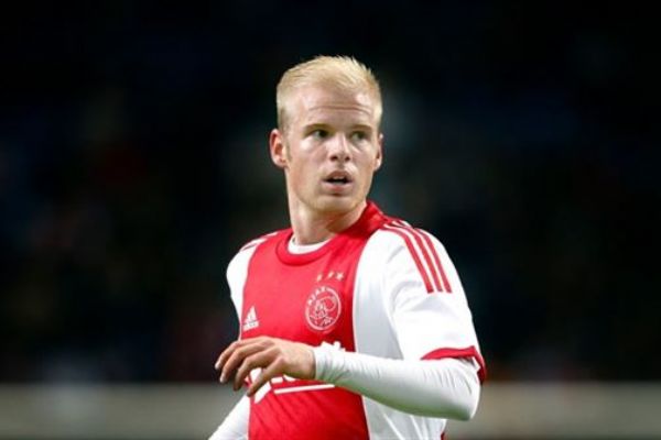 Everton Davy Klaassen'i renklerine bağladı
