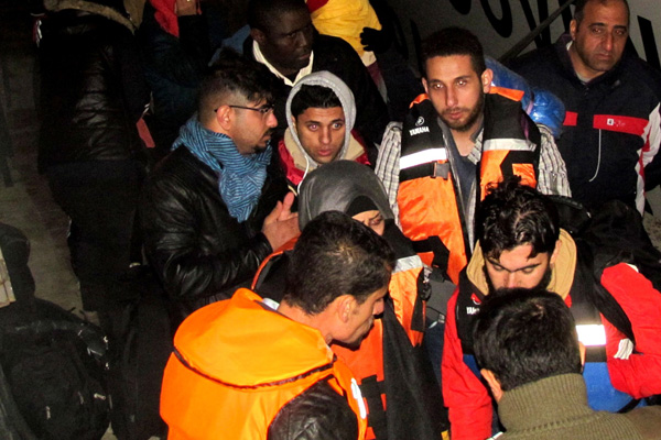 Edirne'de 126 sığınmacı ve kaçak yakalandı