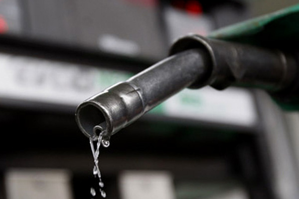 Benzine 9 kuruş indirim