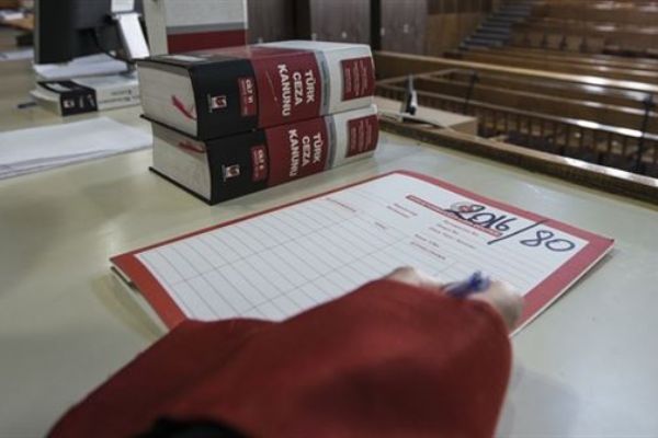 Gazetecilerin 'darbe girişimi' iddianamesi kabul edildi