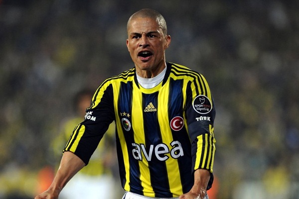 Alex De Souza'dan Aykut Kocaman paylaşımı: Tarih oldu