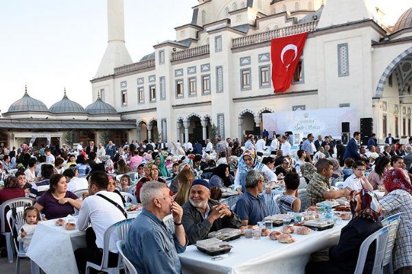 Kırıkkale'de 5 bin kişilik iftar programı