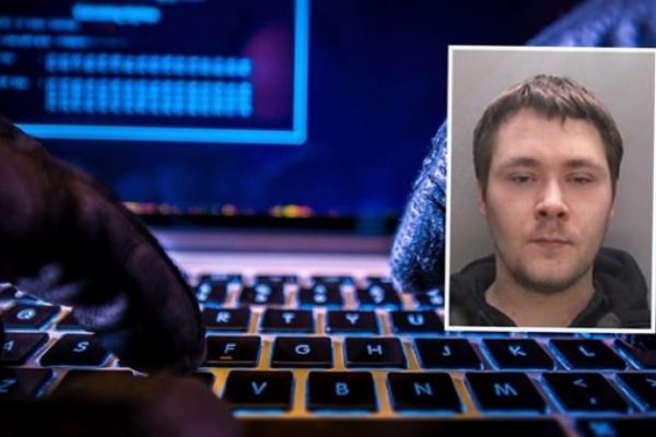 İngiliz hacker Pentagon'un bilgilerini çaldı!