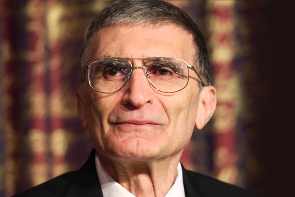 Aziz Sancar'dan 'evrim' yorumu: Enerjimizi boşa harcıyoruz