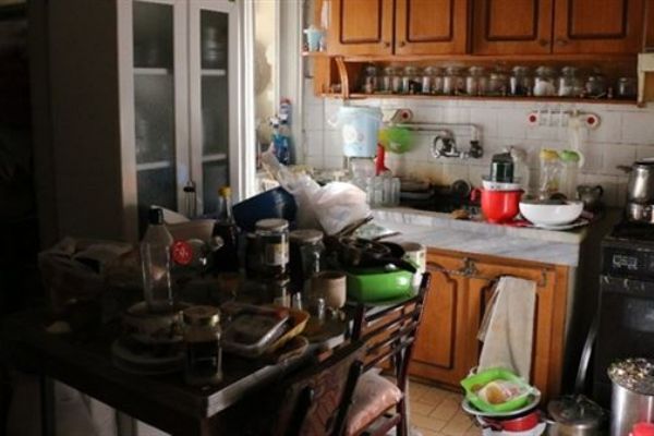 Sivas'ta Adalet Teyze'nin evinden çıkmayan kalmadı