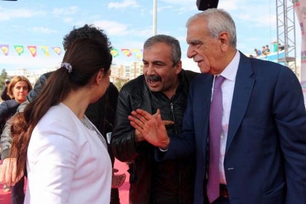 İtiraf geldi! Elçilerden HDP'ye 'bağımsızlık' gazı