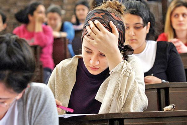 LYS-2 fen bilimleri sınavı başladı