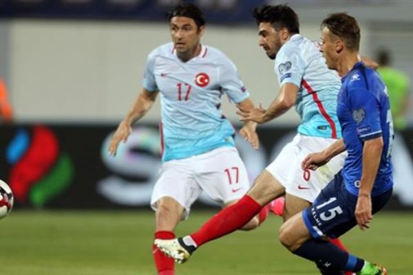 Benfica Tufan'la imza aşamasında