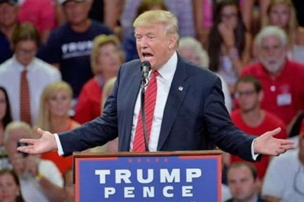 Donald Trump askeri harcamaları artırmayı planlayan Kanada'yı tebrik etti