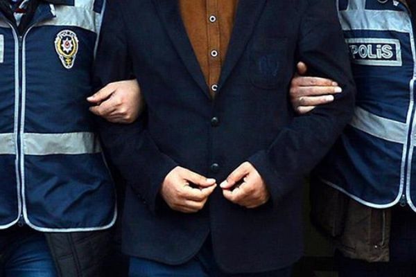 DPÜ'de açığa alınan 10 kişiden 3'ü cezaevine gönderildi