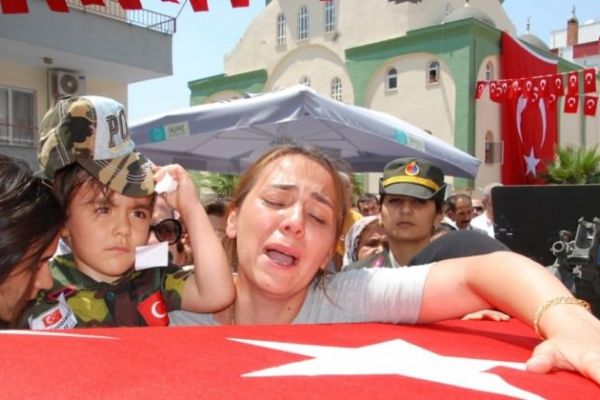 Silifke şehidini uğurladı