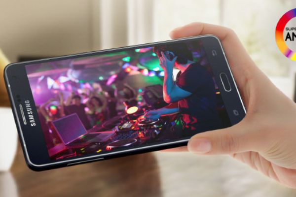 Galaxy A7 İncelemesi ve Değerlendirmesi