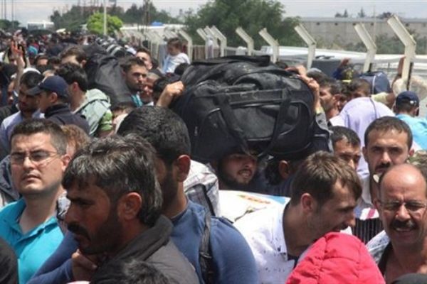 Ülkesine bayram için giden Suriyeli sayısı 20 bini geçti