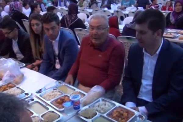 İftar topu Baykal'ı korkuttu