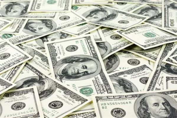 Dolar haftaya düşerek başladı